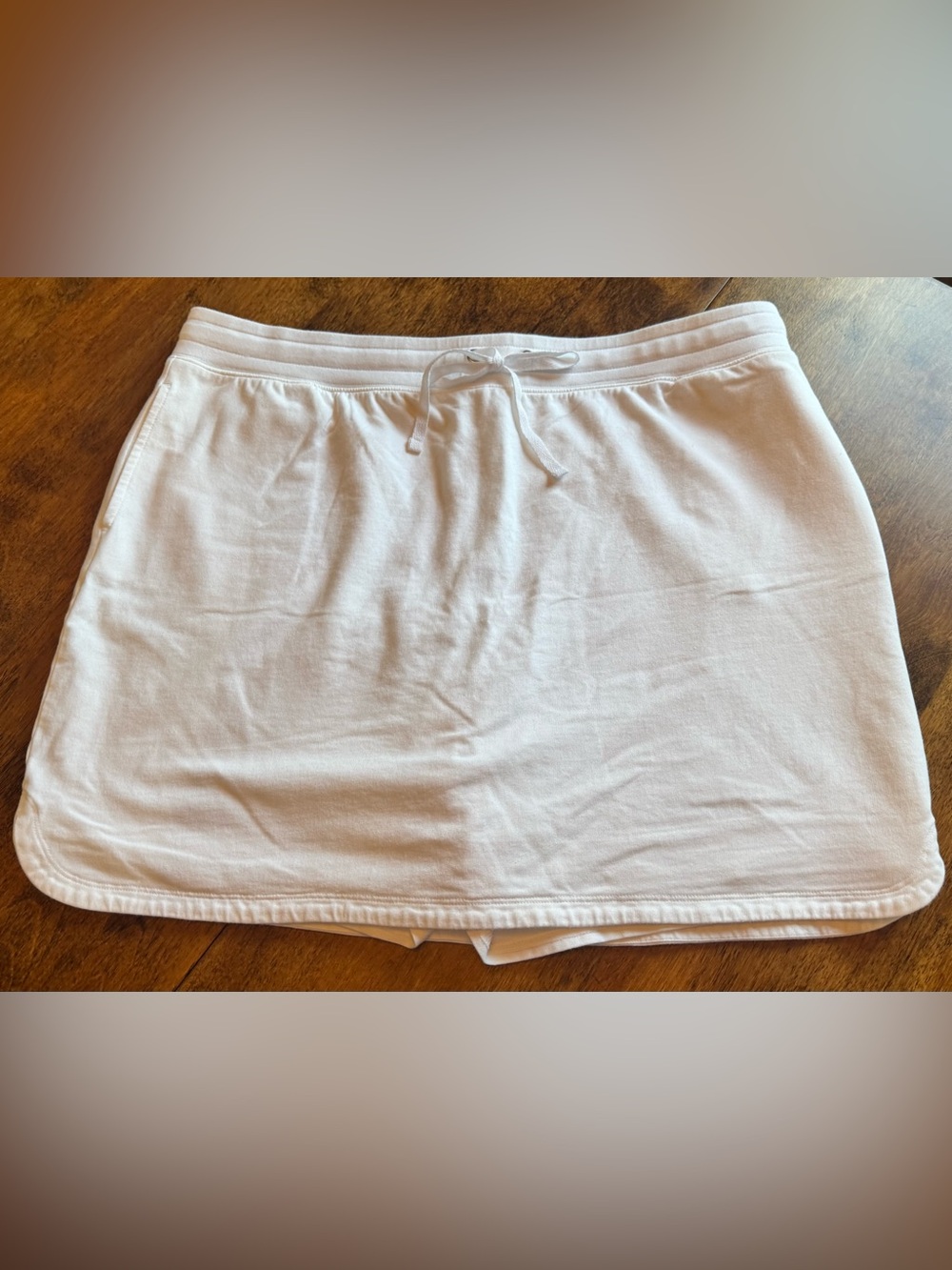 SUMMER SALE! Classic White Drawstring Skort - Women’s size XL